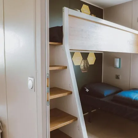 Resort Tiny Hofje 16 Persons