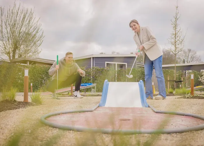 Tiny Hofje 16 Persons *